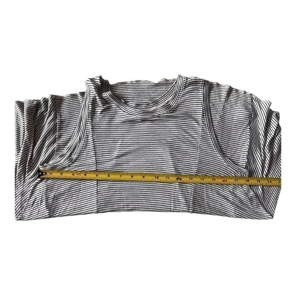 athleta women’s stripe tank top, size small - Picture 4 of 8
